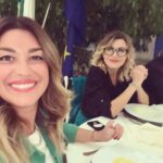 Giorgia Wurth Instagram - Metti un martedì sera a Crema con @lu2601 e L'accarezzatrice. Grazie al Rotary per l'accoglienza. (la gonna stupenda e verde è di @malulu_milano) Crema, Italy