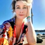 Giorgia Wurth Instagram - Io ho un'amica bravissima Che disegna abiti bellissimi Per ragazze petalosissime Andate a trovarla qui : @malulu_milano E poi ditemi🌹 Mare Mare