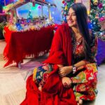 Grace Antony Instagram - Merry Christmas.🎄✨🎅🏻🎁🍷🍰 . . . . 📸 @saleena.hig . . #happychristmas #merrychristmas #christmas #graceantony #hollynight