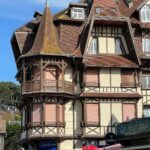Grace Antony Instagram - Her vibe is pretty.🏔️❄️🫧 * * * * * * #france #paris #graceantony #vacation #travel #travelphotography Étretat, Normandie, France