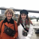 Hülya Gülşen Irmak Instagram – Analı kızlı #tbt🙏❤️🎈 London, United Kingdom