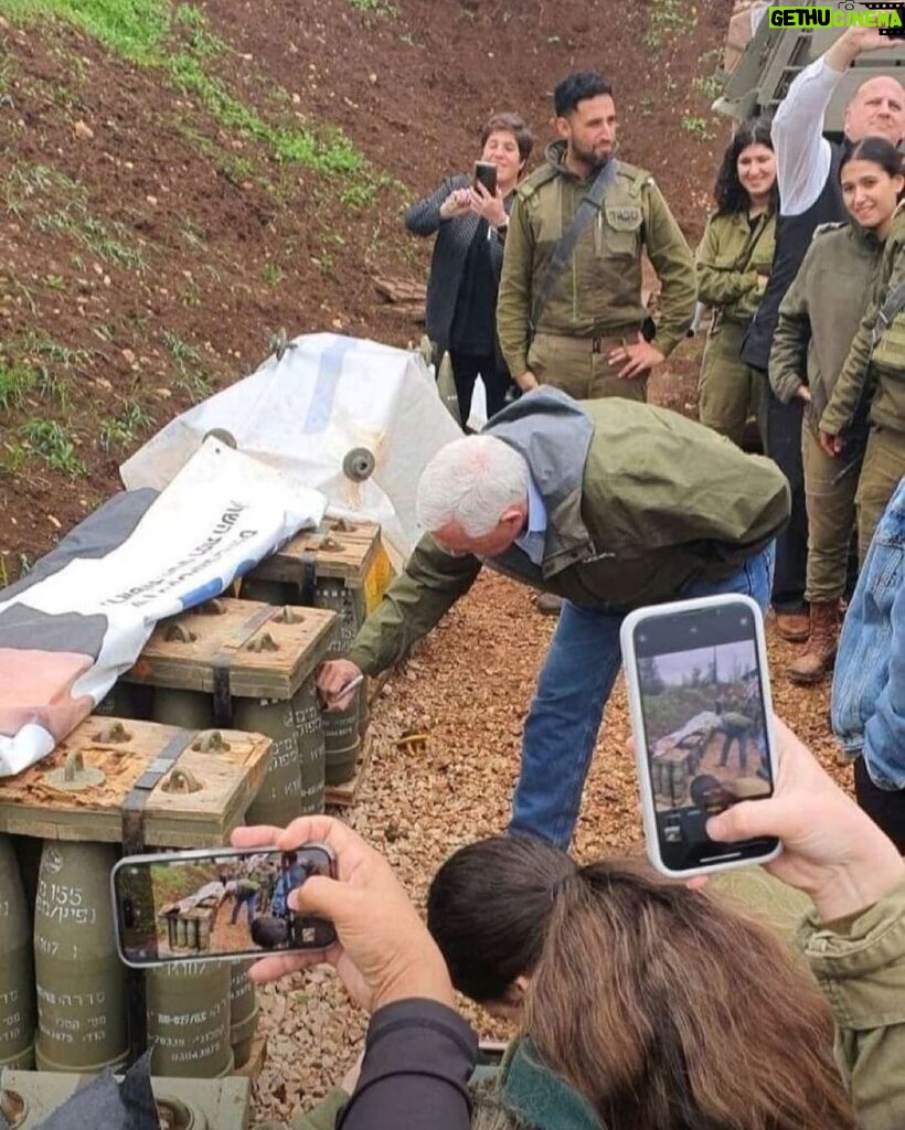 Hāwane Rios Instagram - “Former US vice president Mike Pence signs artillery shells before they are launched toward Lebanon. The imperialist violence of the Zionist occupation is made, shipped, and signed by the USA with the open blessing of highest-ranking American politicians. While US politicians claim they are unable to stop Israel‘s genocide in Gaza, they continue to endorse everything that makes this image possible. In reality, Israel gets away with mass killing and land theft because of, and not in spite of, the United States. Our role in the heart of US empire is to confront and defeat the political machinery that is making the genocide possible. Until the final hour of victory over Zionism, the struggle continues.” - @palestinianyouthmovement this is despicable and so amerikkkan land of the free? home of the brave? nothing brave about ‘Christian Leaders of the Free World’ pockets full of blood investments full of oil souls full of corruption a legacy of mass murder in the name of ‘freedom and justice for all’ the fine print in invisible ink readS ‘at the expense of everything this world has to give and at the expense of all those we don’t deem valuable’ how can you be proud to be american? how can you defend this? honestly. how tf can you stomach the massacre of whole nations? how tf can you debate it? how tf can you stay so fucking silent? it’s disgusting. it’s despicable. it’s so damn on brand. full stop no more war full stop no more genocide i stand with Palestine #freepalestine
