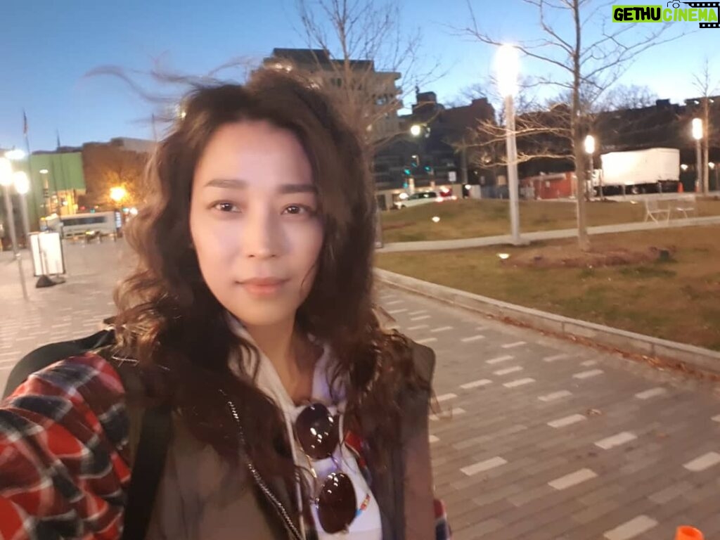 Han Go-eun Instagram - 워싱턴에서 새벽 별보기~
