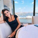 Hande Erçel Instagram – Tatilim bitmiş olabilir fotilerim bitmedi bitemez 🫠👻