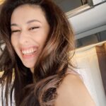 Hande Yılmaz Instagram - kısılan gözleeer