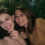 Hande Yılmaz Instagram - “Dünya bi yere kaçmaz, biz yüzerken göklerde”