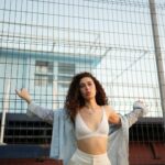 Hande Yılmaz Instagram - @theframesamiaksu 🤍 #tobecontinued 👅