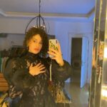 Hande Yılmaz Instagram - İyi ki doğduun @marieclairetr #35yıl 🌹ve bayılıyoruum @zuleyhakuru 🖤 Ciragan Palace Kempinski Istanbul