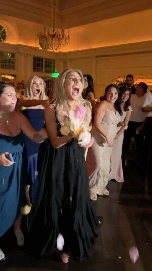 Hannah Stocking Instagram - There are 2 types of girls at weddings 💒😂 @reneeverm @john