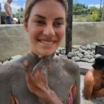 Hannah Stocking Instagram - NEW ZEALAND 🇳🇿🤩 thank you for allowing me to explore your beautiful country & thank you @kingbach for adventuring with me. This was the ultimate life highlight. Those who know me, know how obsessed I am with Lord of the Rings (see last two slides) 🧙‍♀️🤣 if New Zealand was this sick… I can’t imagine what Old Zealand was like hahah