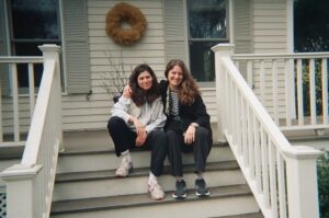 Hanna van Vliet Instagram - disposable camera captured some indisposable moments in LA and NY 🥰