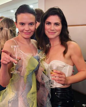 Hanna van Vliet Instagram - (de ontsporing van het) GALA 🐄✨
@nederlandsfilmfestival @dutchacademyforfilm