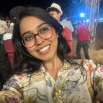 Haripriya Instagram - Dubai was 🔥🤍🏜️🐪 . . #Haripriya #haripriyasinger #dubai #desertsafari #desert Desert Safari Dubai