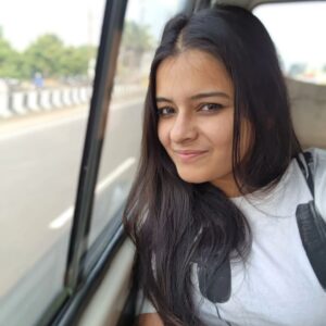 Haripriya Isai Instagram - கண் கேட்கும் கனா..💞💞
நெஞ்சுக்குள் வினா💞💞