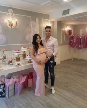 Harry-James Thornton Instagram - Baby shower pics I never posted 👶🏻