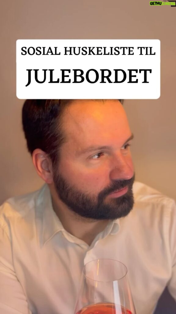 Hasse Hope Instagram - #julebord #humor #denfølelsen