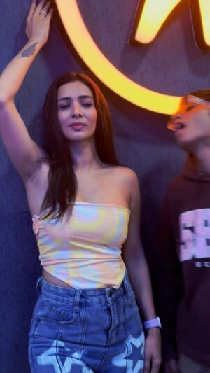 Heena Panchal Instagram - Dil dooba with #heena
.
.
.
#heenapanchal #trending #reels #dance #famoussong