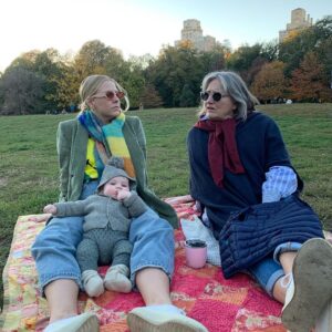 Heléne Yorke Instagram - A Grandmother appreciation post: My Mom posted up in Brooklyn for 3 months while I was shooting Season 3 of @othertwoshow. She came with the sun when I had early calls, and put him to bed when I still wasn’t home. She made us spaghetti dinner. She babysat when we needed time to be just us. She taught me how to be a mother in the way only the BEST Mom can. I love you so much. This time with you was the most profound of my whole life. I will never forget it and I’ll MAKE SURE HE DOESN’T EITHER 😈