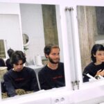 Helena Caldeira Instagram - Wild Flowers volta a estar em cena, amanhã às 20.30h e domingo às 16.30h, com interpretação de língua gestual, na @ccmalaposta. WILD FLOWERS De Rui Neto Com @francisco_monteiro_lopes @_miguel__amorim_ @caldeira_helena @lobomau.producoes Photos : @_aleksandrkuznetsov