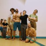 Helena Caldeira Instagram - Espectros industriais. O @filipeferreiraphoto foi a um ensaio do Homo Sacer em que estávamos a fazer experiências e ele juntou-se a nós. HOMO SACER @bestiario_________ @m.mariagil_ Quase a estrear