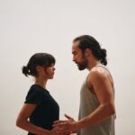 Helena Caldeira Instagram - Espectros industriais. O @filipeferreiraphoto foi a um ensaio do Homo Sacer em que estávamos a fazer experiências e ele juntou-se a nós. HOMO SACER @bestiario_________ @m.mariagil_ Quase a estrear