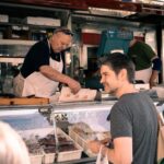Henri Alén Instagram - Kiitos loma! Loma tuli tarpeeseen ja nyt taas on virtaa kintaassa käydä syssyn kimppuun. @restaurantfiasco menee Flowhun josta tulee hauskaa, kirja on melkein valmis ja konsulttihommat @finnlinessuomi pääsee näkemään ihan lautasella kun paatit matkalla kohti Suomea. Varausjärjestelmä Prego etenee junan lailla ja @murubabyfood kasvattaa kaupoissa hurjasti valikoimia pitkän työn tuloksena. Tryffeli-sesonkikin alkaa kuukauden päästä ja Selja kävelee! Elämä on aikas mallillaan😊. #kokkihommat #loma #kiitos #takaisinkokkaa #kivakesä #positiivisesti #mutkatsuoriksi