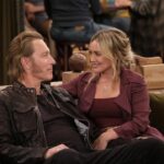 Hilary Duff Instagram - 2 episodes this week?!?! Mid-season finale episodes on @hulu now!!! @himyfonhulu returns May 23!