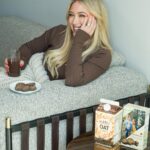 Hilary Duff Instagram - What’s better than a kitchen full of delicious @planetoat oatmilks paired with your favorite @girlscouts cookies?! I’m joining the incredible partnership between Planet Oat and the Girl Scout Cookie Program, which helps Girl Scouts as they learn, grow, find their voices, and take action to make the world a better place. Check out all the perfect pairings at planetoat.com/girlscouts and make the most out of your cookie season! I know I am! #ad #PlanetOatxGirlScouts
