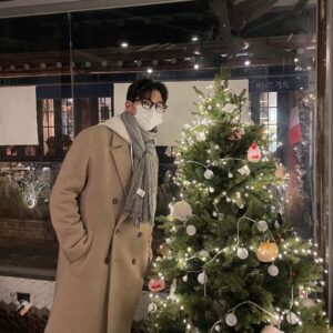 Hong Eun-ki Instagram - 올해도 이제 곧 안녕이다🙌🏻
#미리크리스마스