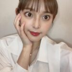 Honoka Yahagi Instagram - たくさんの方に、YouTube観ていただいて、嬉しいです😍 これからも、色々なメイクを挑戦していこうと思いまする🍒 これやってほしい！これ教えてほしい！などなど。ありましたら、コメントしてね❤️ 撮影の時の別ショット☺︎ YouTubeはストーリーから飛べます🙌🏻