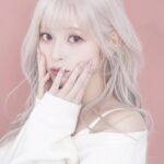 Honoka Yahagi Instagram - とっても綺麗に撮っていただきました🤍 今までの私とは違う雰囲気でそれもまた良きかなと☺️ 黒髪にした時にまた撮ってみたいっ！