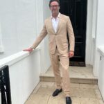 Hugh Jackman Instagram - This is not an ad. But it is an appropriate post. @zegnaofficial thank you for coming through in the clutch!!! @alessandrosartoriofficial @julie_favre. @benjamin_rook
