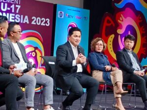 Indra Yudhistira Instagram - SCM ditunjuk sebagai Official Broadcaster FIFA WC U17 2023. Tidak hanya menyiarkan 52 pertandingan, SCM melalui anak perusahaannya VIP, juga ditunjuk sebagai Host Broadcaster, tim pelaksana produksi siaran sepakbola FIFA WC U17 yang hasilnya akan disiarkan keseluruh dunia.