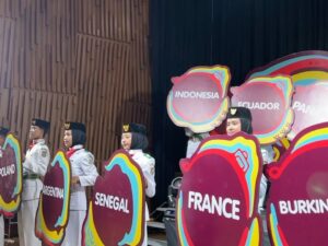 Indra Yudhistira Instagram - SCM ditunjuk sebagai Official Broadcaster FIFA WC U17 2023. Tidak hanya menyiarkan 52 pertandingan, SCM melalui anak perusahaannya VIP, juga ditunjuk sebagai Host Broadcaster, tim pelaksana produksi siaran sepakbola FIFA WC U17 yang hasilnya akan disiarkan keseluruh dunia.