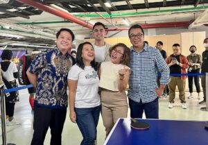 Indra Yudhistira Instagram - Merayakan ulang tahun SCTV bersama BOD dan karyawan SCM Emtek