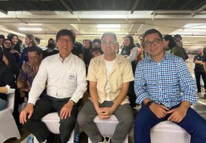 Indra Yudhistira Instagram - Merayakan ulang tahun SCTV bersama BOD dan karyawan SCM Emtek