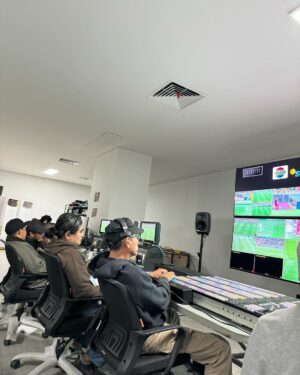 Indra Yudhistira Instagram - Terima kasih untuk semua program director terbaik Indonesia yang berada dibalik siaran FIFA WCU17 Indonesia. Mereka mau terus belajar dan memperbaiki diri di setiap pertandingan yang akhirnya bisa mendapat apresiasi dari QC Director FIFA.