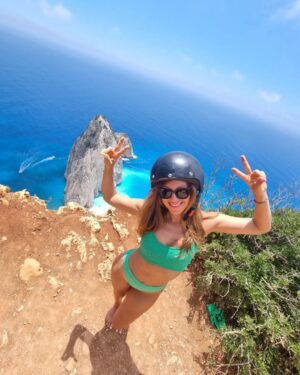 Inna Puhajkova Instagram - Poprvé v Řecku a je to boží 💙💚💙

Exploring Zakynthos mood 💯🇬🇷

#vacation #vacationmode #travelpics  #travellover #greece #zakynthos #instatravel #beautifulcolors #beautifulview #beautifulisland