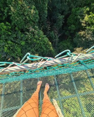 Inna Puhajkova Instagram - Hangingbridges a vitamín D v té nejčistší podobě ☀️🙌😎

#goodmood #goodvibesonly
#sun #sunshine #bikiny #montezuma #hangingbridge #newexperience #costarica #puravida #puravidalife