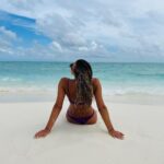 Inna Puhajkova Instagram - ☀️🏝️😎🙏 Gimme, gimme that sunshine, sunshine Gimme, gimme them good times, good times.. Nothing, nothing but good vibes, good vibes.. Gimme, gimme that sunshine, sunshine.. Maldives Islands