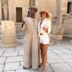 Inna Puhajkova Instagram - Dnes jsme měli tak nádherný den, že se to ani slovy nedá popsat.. Cítím jen vděčnost, obrovskou vděčnost 🙏🙌 #happy #fullfiledheart #luxor #valeyofthekings #hatsepsut #medinethabu #grateful Medinet Habu