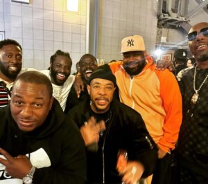 Inspectah Deck Instagram - #London wasn’t lit was radiating 👐🏾
#wutang #hiphop 🎚🎚🎚🎚🎚
@realghostfacekillah 
@danielkaluuya 
@ugod_zilla 
@shoota93 
@iamdris
@buckotb
