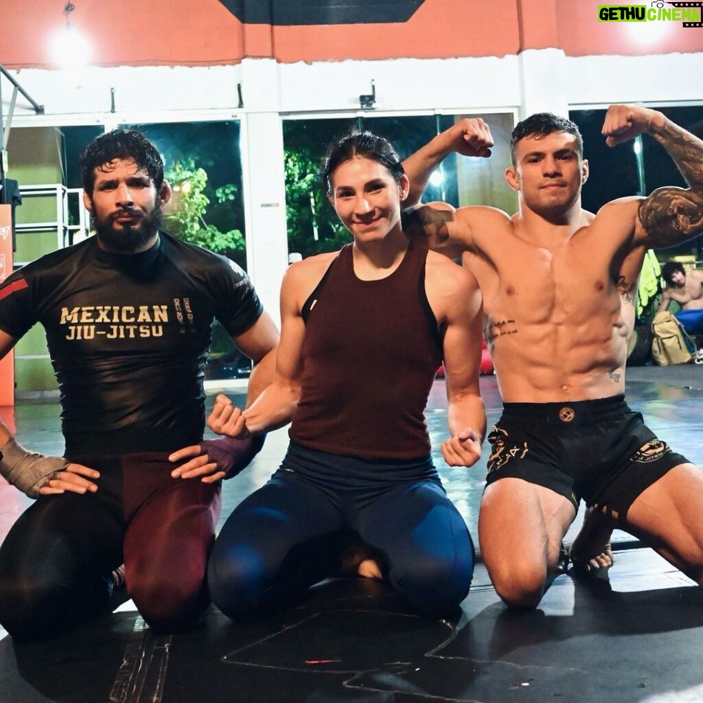 Irene Aldana Instagram - 🧨🤼🥊 La de ayer Terminando entrenamiento con @carlossj3 @alessandrocostabjj Gracias siempre !! #redemption #mma #ufc #ufc269 #team #teammates #lobomma Lobo Gym Mma