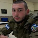 Irina Shikhman Instagram - Сегодня ЦАХАЛ вернул в Израиль тело Никиты Бейзера. Мы снимали его родителей для фильма «Чёрный шаббат». Екатерина и Сергей верили, что сын-заложник жив и скоро вернется домой. Мы тоже очень ждали. Увы, чуда не случилось. ХАМАС решил иначе. Наши глубокие соболезнования семье. НАСТОЯЩИЙ МАТЕРИАЛ (ИНФОРМАЦИЯ) ПРОИЗВЕДЕН И (ИЛИ) РАСПРОСТРАНЕН ИНОСТРАННЫМ АГЕНТОМ РФ ИРИНОЙ ЮРЬЕВНОЙ ШИХМАН ЛИБО КАСАЕТСЯ ДЕЯТЕЛЬНОСТИ ИНОСТРАННОГО АГЕНТА РФ ИРИНЫ ЮРЬЕВНЫ ШИХМАН