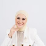 Irish Bella Instagram - Mau punya kulit cantik dan tampil lebih percaya diri, tapi bingung gimana caranya ? Tenanggg aku ada solusi nya loh beauties 😁 THE BEAUTIFUL SKIN BRIGHTENING BODY LOTION, Produk yang satu ini memang unggulan aku banget. Selain manfaat nya yang banyak dan tentunya cocok dengan kulit aku, aku ga pernah raguin lagi deh sama body lotion yang satu ini. Dan ternyata banyak banget loh yang mau punya kulit glowing tapi gagal karena ga ada yang cocok sama kulit mereka. Tapi sekarang kamu ga perlu khawatir yaa beauties, THE BEAUTIFUL SKIN kini hadir untuk menjawab semua permasalahan kulit kamu. Yang mau glowing, Kulit nya cerah, menghilangkan noda gelap, Stretch mark dan masih banyak lagi deh manfaat dari body lotion ini. Jadi buat kamu yang ingin mewujudkan mimpi untuk kulit sehat & cantik mu, tunggu apalagi langsung aja diorder sekarang yaa untuk body lotionnya. Cara pesan nya gampang banget loh, kamu cukup kunjungi instagram @thebeautifulskinofficial lalu KLIK LINK DI BIO lalu kamu tinggal pilih den INFO PEMESANAN nanti tinggal kamu tentuin aja deh toko online nya. CIPTAKAN KULIT CANTIKMU SEKARANG JUGA 🥰❤️ #irishbella #bodylotion #kulitsehat #kulitcerah #goodlooking #pede #percayadiri #cantik #ganteng #wangi #jasmine #niacinamide