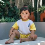 Irish Bella Instagram - Masya Allah Tabarakallah, Gadis kecilku udah bisa jadi model dong 🥰 Btw, artikel baru launches Today di @owhbaby.id !! Yukkkk check @owhbaby.id ✨✨