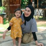 Irish Bella Instagram - Masya Allah Tabarakallah … My Island girl 🥰 Fyi were wearing @owhbaby.id lohhh..