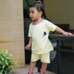 Irish Bella Instagram - Masya Allah Tabarakallah, Gadis kecilku udah bisa jadi model dong 🥰 Btw, artikel baru launches Today di @owhbaby.id !! Yukkkk check @owhbaby.id ✨✨