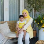 Irish Bella Instagram - Waktu awal hamil aku sempet worry kalau nyeri luka pasca melahirkan bakal menghambat pekerjaan sehari-hari, sampai akhirnya aku cari tahu cara efektif untuk mempercepat pemulihan pasca operasi caesarku Alhamdulillah, dulu dokter aku merekomendasikan Albusmin @albusmin.id 💛 Suplemen dari ekstrak ikan gabus liar tinggi protein dan albumin yang mempercepat proses penyembuhan luka operasi apa pun, termasuk luka pasca caesar Kandungan omega 3, 6, 9, dan asam amino dalam Albusmin juga baik untuk perkembangan janin. Bahkan sampai sekarang aku masih konsumsi karena @albusmin.id baik untuk mencukupi kebutuhan protein harian busui yang meningkat, meningkatkan kualitas ASI, serta mencegah stunting pada anak juga Gak perlu worry lagi. Yuk, ikut cepet #BeRightBack lewat konsumsi Albusmin! 🥰
