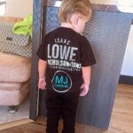 Isaac Lowe Instagram - Isaacjames ready for fight day 👊🏻 My number 1 fan #dadsboy💙 #prounddad @margaret.thompson.x Bolton Arena